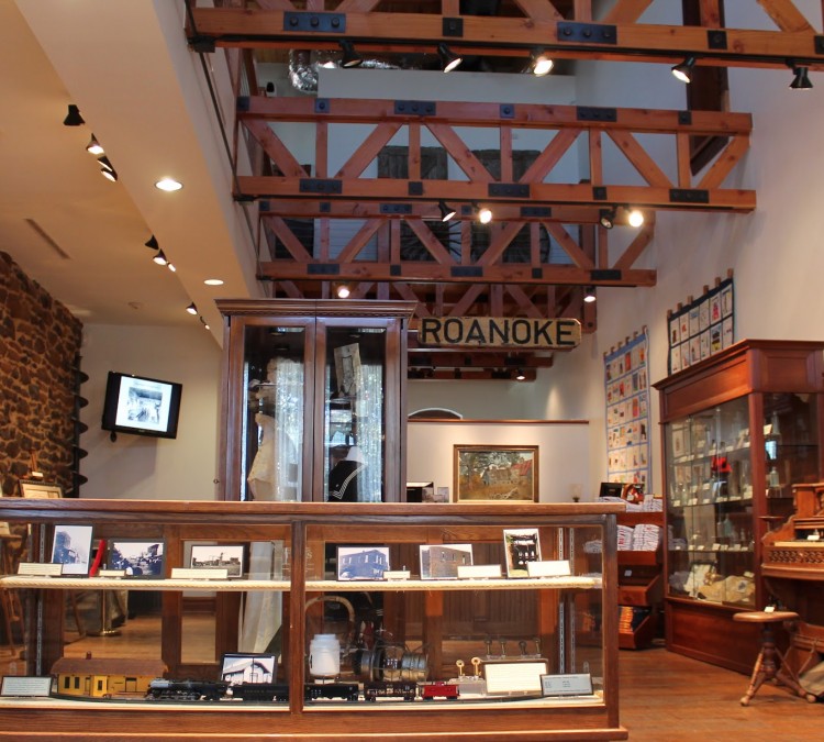 roanoke-visitor-center-and-museum-photo